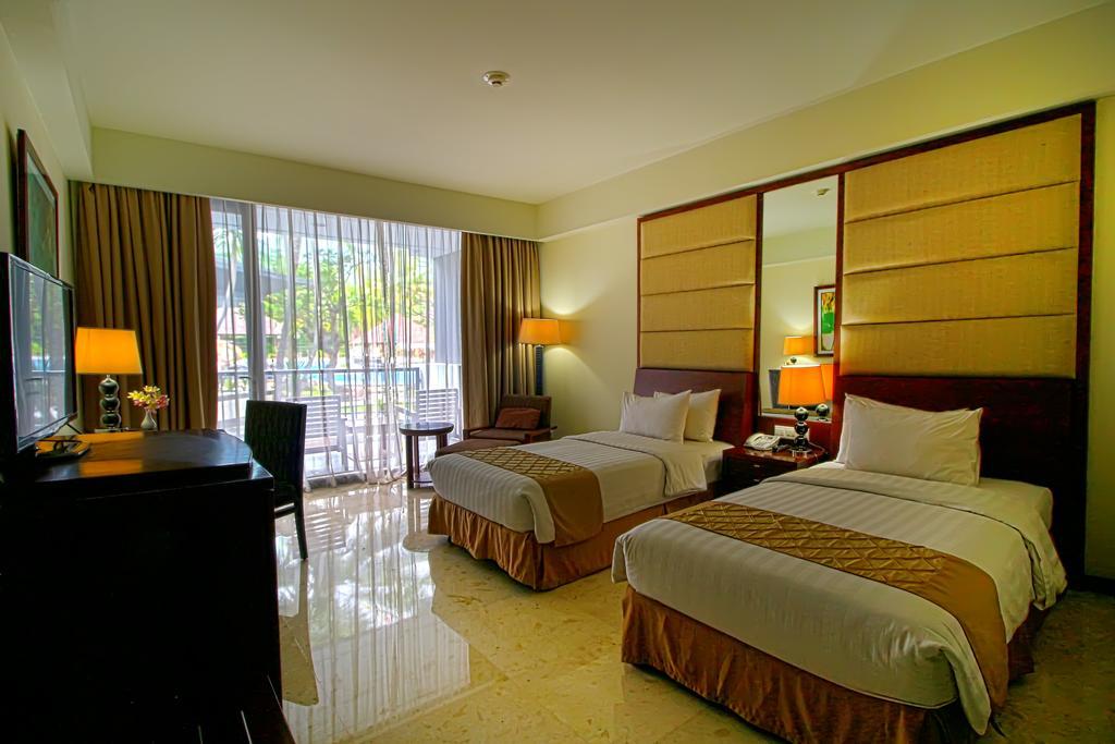 Bela International Hotel & ConventionТернате Екстер'єр фото