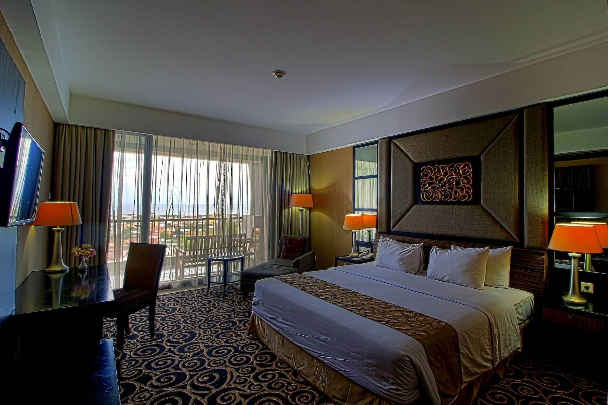 Bela International Hotel & ConventionТернате Екстер'єр фото