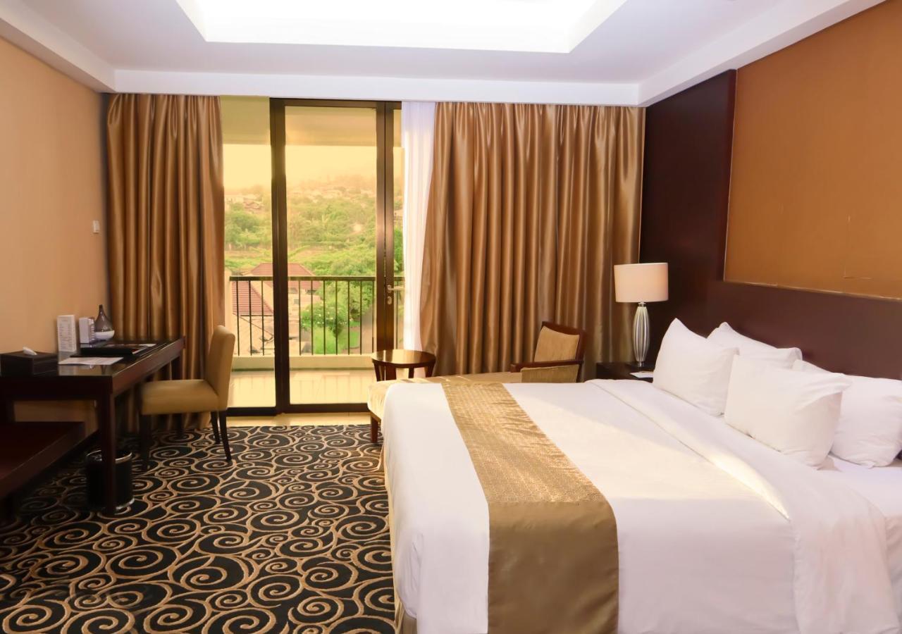 Bela International Hotel & ConventionТернате Екстер'єр фото