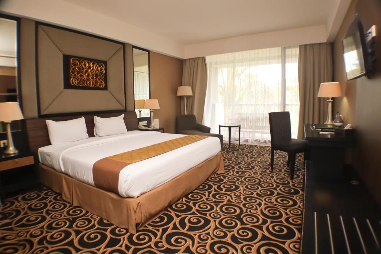 Bela International Hotel & ConventionТернате Екстер'єр фото